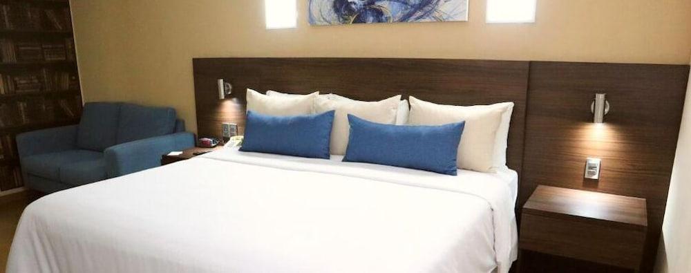 Rio Vista Inn Business High Class Tampico Esterno foto