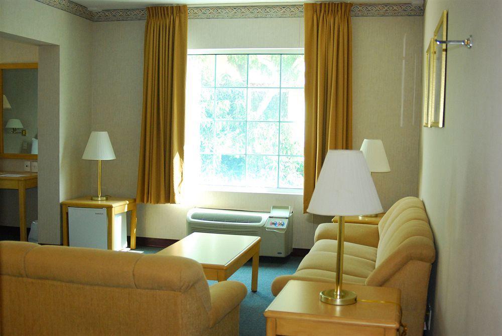 Rio Vista Inn Business High Class Tampico Esterno foto